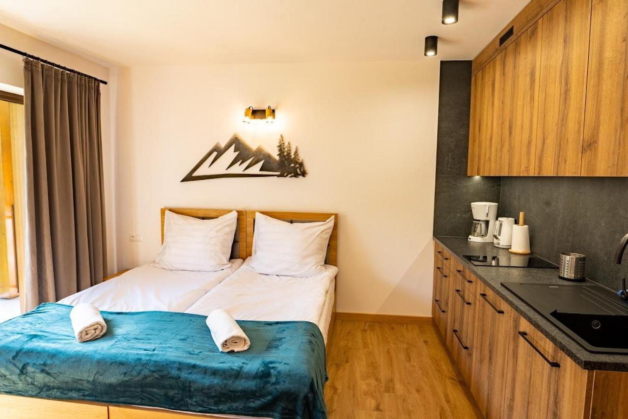 Apartamenty Mariza Szczawnica Jaworki: Mountain Retreat with Heated Pool & Sauna Exterior photo